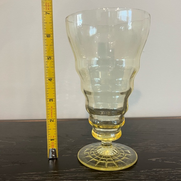 Vintage Vaseline Glass Utility Glass co.? Anchor hocking? Glows - Picture 3 of 6